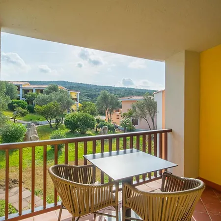 Hotiday Punta Sardegna Appart hôtel