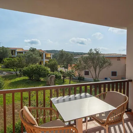 Hotiday Punta Sardegna Appart hôtel