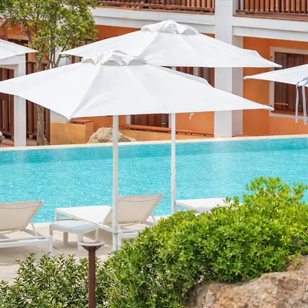 Hotiday Punta Sardegna Aparthotel 3*