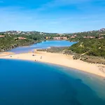 Hotiday Punta Sardegna 3*