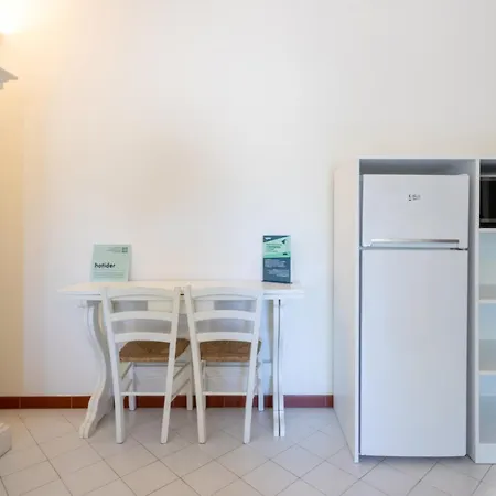 Aparthotel Hotiday Punta Sardegna 3*