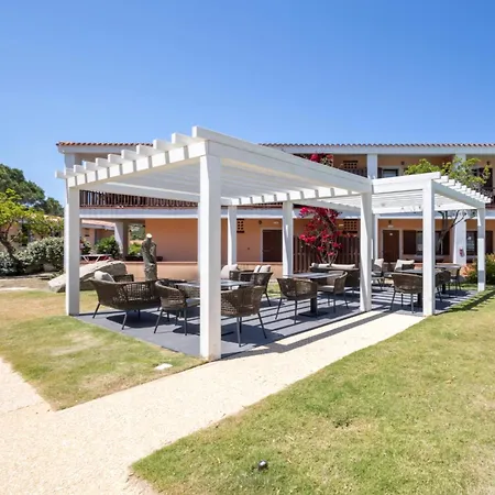 Aparthotel Hotiday Punta Sardegna Porto Rafael