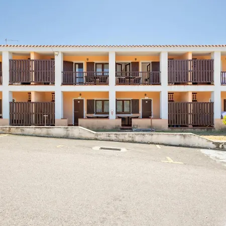 Aparthotel Hotiday Punta Sardegna 3*