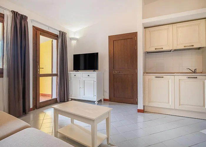 Apartmanhotel Hotiday Punta Sardegna Porto Rafael